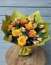 Букет цветов из:  Альстромерии и Розы #REPLACE_PRED# Варениковской