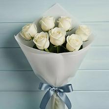 Букет 7 Белых роз Эдлесс Лав в Варениковской