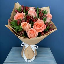 Букет цветов из:  Розы и Альстромерии в Варениковской